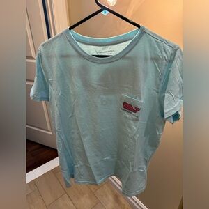 Girls XL vineyard vines Tshirt